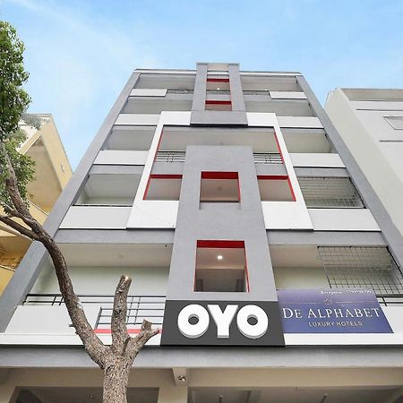 Super Townhouse De Alphabet Hotel Kukatpally Nexus Mall Hyderabad Exterior photo