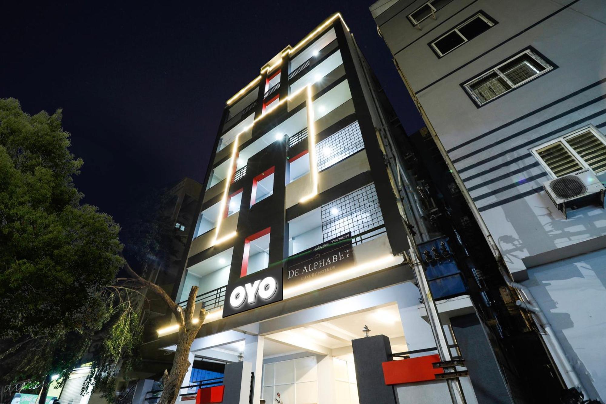 Super Townhouse De Alphabet Hotel Kukatpally Nexus Mall Hyderabad Exterior photo