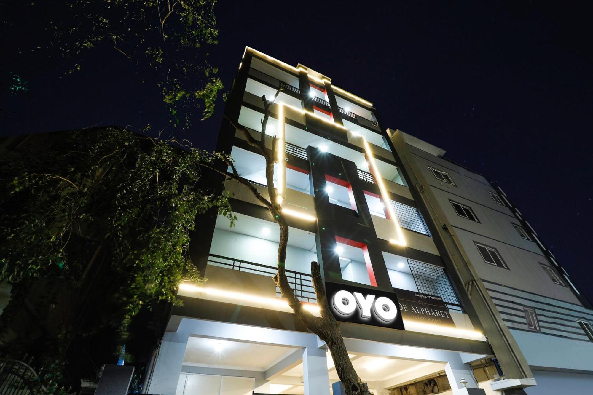 Super Townhouse De Alphabet Hotel Kukatpally Nexus Mall Hyderabad Exterior photo