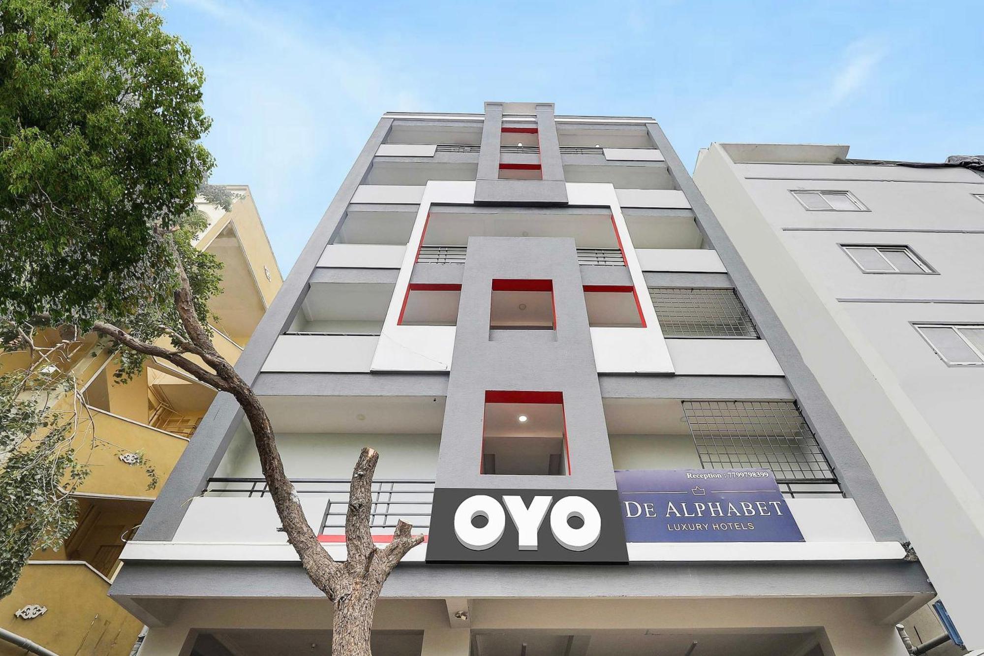 Super Townhouse De Alphabet Hotel Kukatpally Nexus Mall Hyderabad Exterior photo